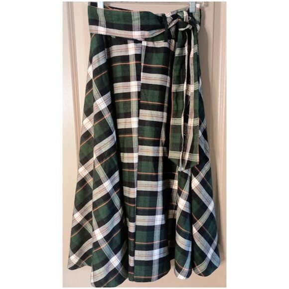 Plaid Skirt - Picture 1 of 6